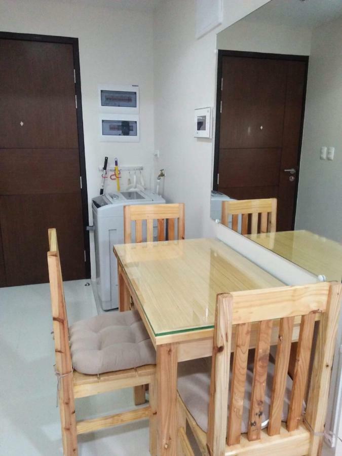 101 Newport Boulevard C1 Lägenhet Manila Exteriör bild