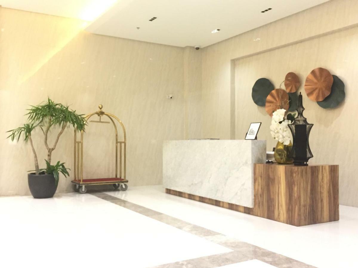 101 Newport Boulevard C1 Lägenhet Manila Exteriör bild